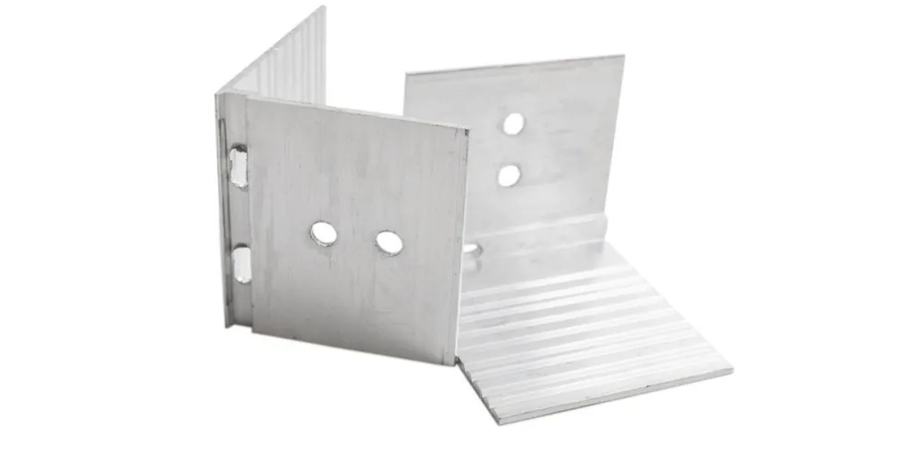 Objednat Nyní Gutta ALU UNI stříbrná 45 x 60 x 60 mm