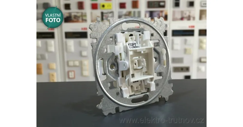 ABB 3559-A21345 Přístroj spínače jednopólového č.1 se svorkou N bezšroubové přip. Bezpečná Platba