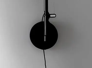 Demetra - nástěnný držák neprůhledná černá  Demetra Wall - ARTEMIDE Pouze Dnes