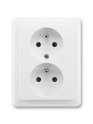 ABB 5512C-2349 B1 Classic Zásuvka dvojnásobná s ochrannými kolíky, jasně bílá Dokud Zásoby Vydrží