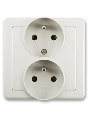 ABB 5512G-C02249 S1 Swing® Zásuvka dvojnásobná polozapuštěná s ochrannými kolíky, světle šedá Bezpečná Platba