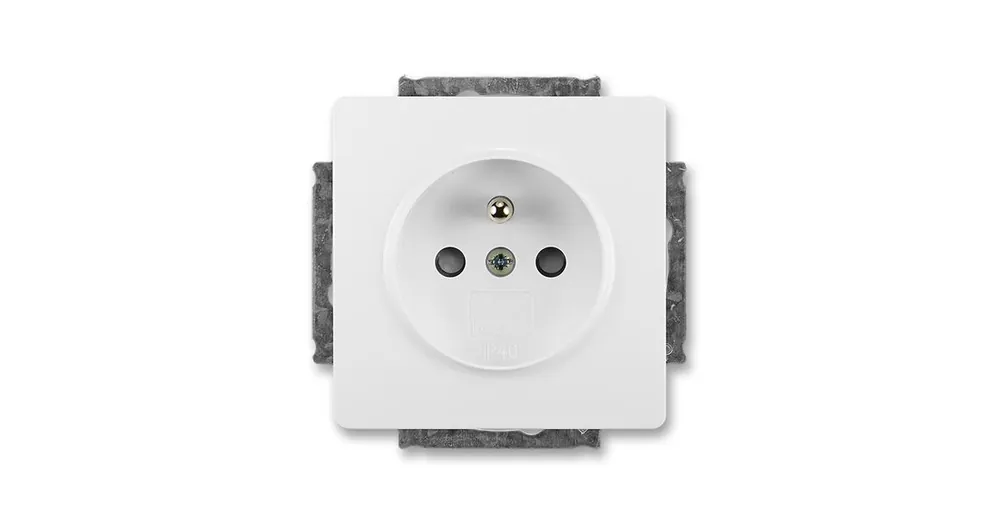 ABB 5518G-A02359 B1 Swing®, Swing®L Zásuvka jednonásobná s ochranným kolíkem, s clonkami, jasně bílá Originální