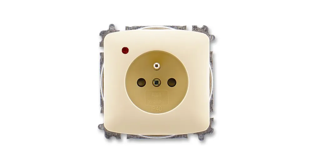 ABB 5599A-A02357 C Tango® Zásuvka jednonásobná s ochranným kolíkem, s clonkami, s ochranou před přepětím, slonová kost Super Cena